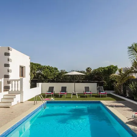 Lomas Villa *